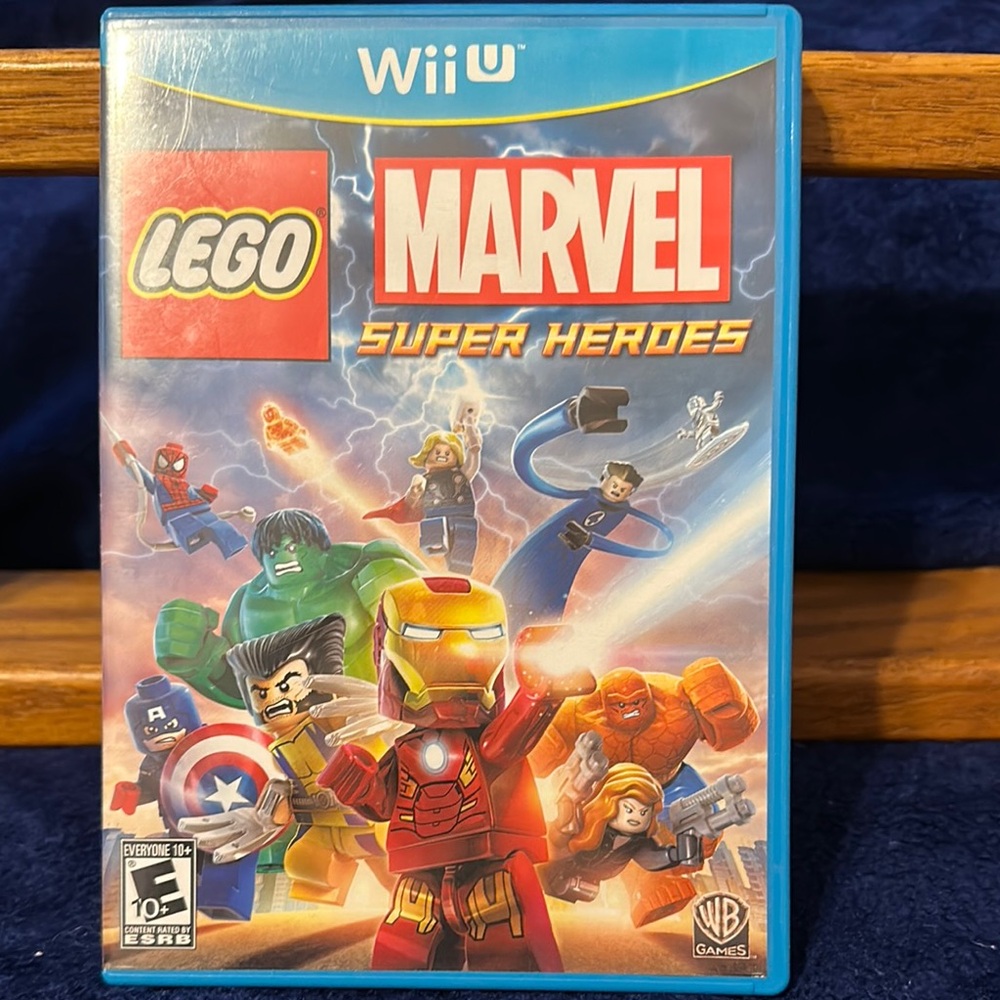 LEGO Marvel Super Heroes for Wii U - Blue Case